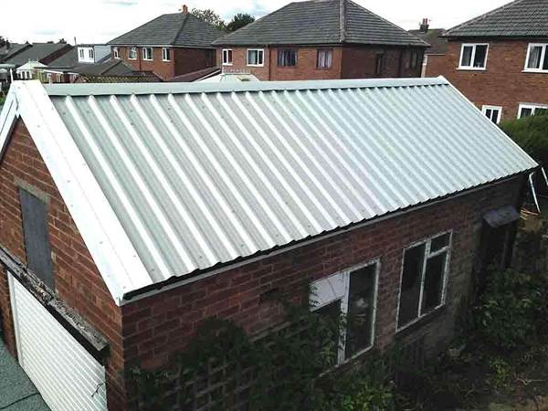 Garage Roof Replacement Brick Garage Asbestos Garage Roof Replacement on an Old Brick Garage
